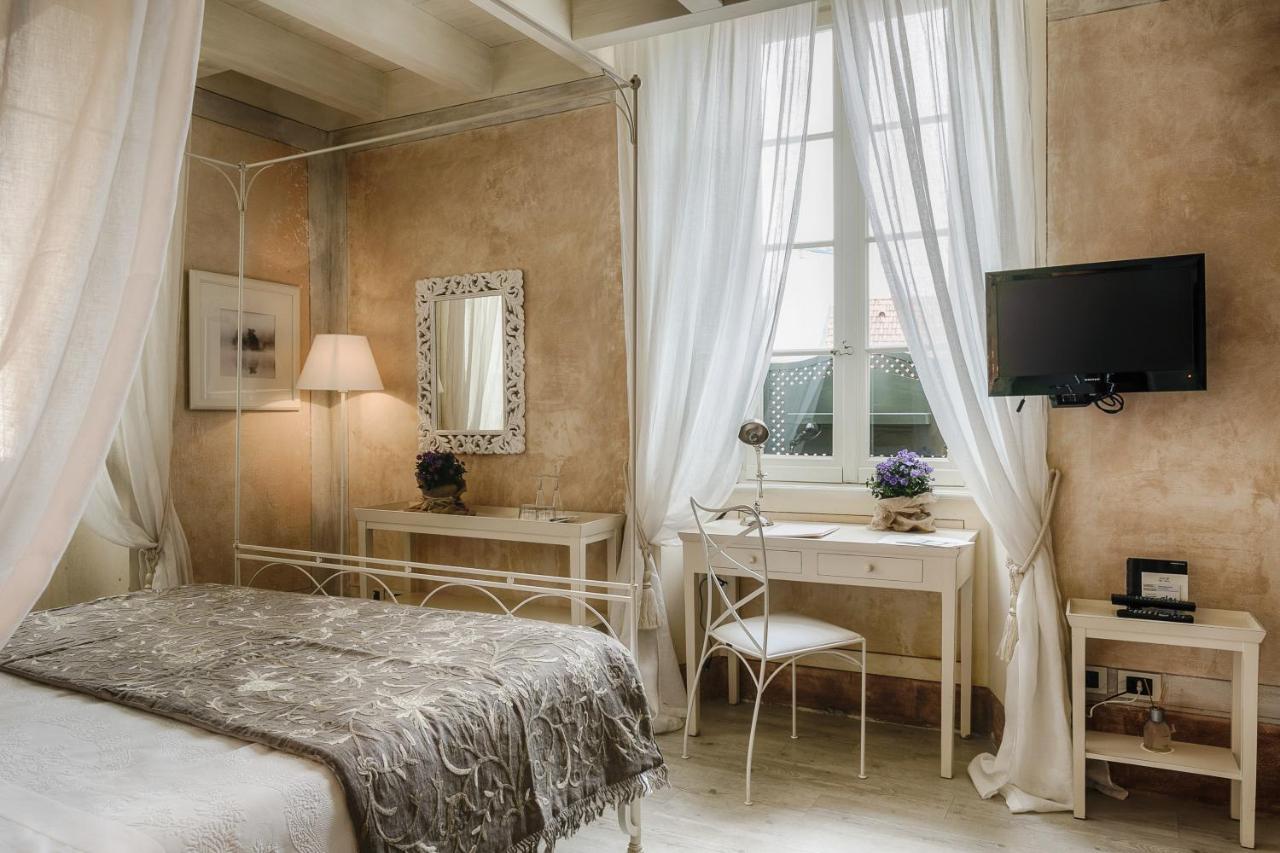 Relais Villa Vittoria Laglio Esterno foto