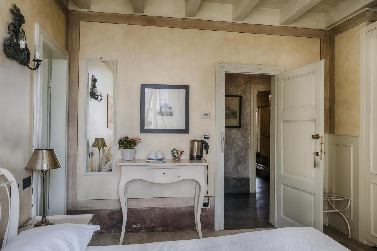 Relais Villa Vittoria Laglio Esterno foto